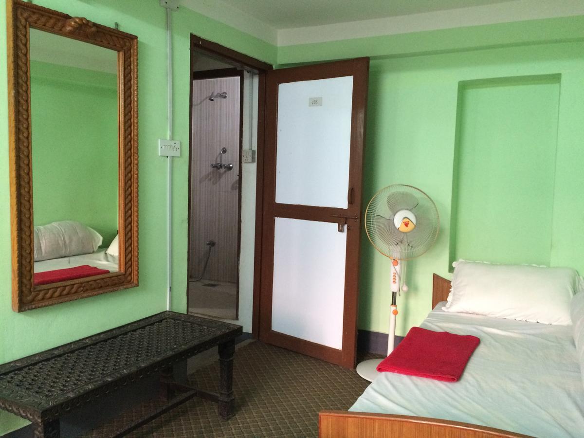 Ajima Guest House Bhatgoan Exterior foto